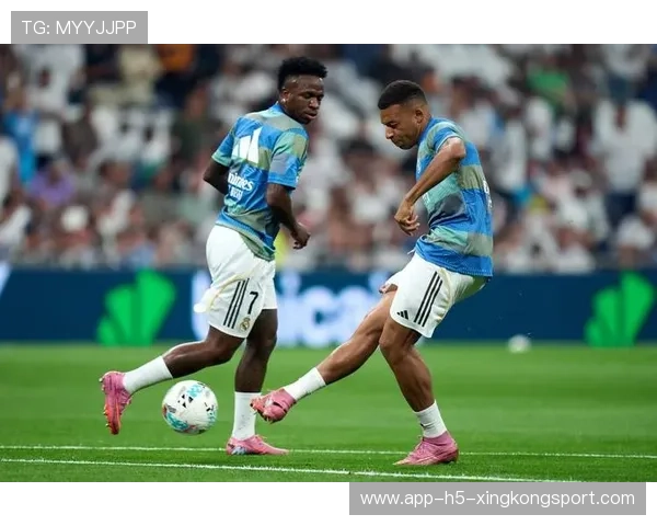 皇马盯内马尔式混合创造:开启新时代足球的典范 皇马盯内马尔式混合创造:开启新时代足球的典范